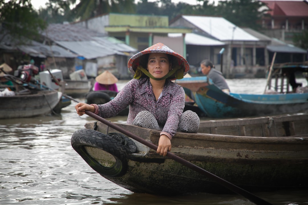 Phú Quốc là một đảo nằm ở vịnh Thái Lan thuộc tỉnh Kiên Giang, miền Tây nam Việt Nam.